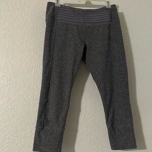 Mondetta workout capri leggings